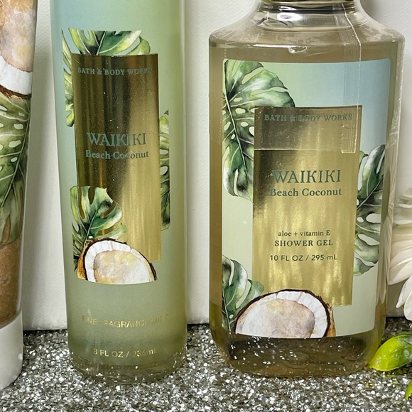 Bath & Body Works Waikiki Beach Coconut Tropical Gift Set Nwt - Picture 5 of 7